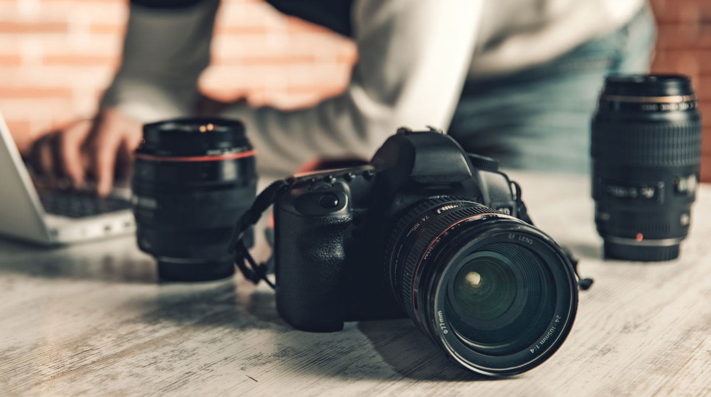 Le choix des focales de prédilection varie selon la discipline : du 35mm pour le reportage au 85mm pour le portrait.